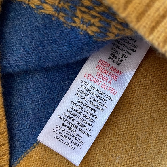 100% Cashmere Burberry sweater - Picture 3 of 3